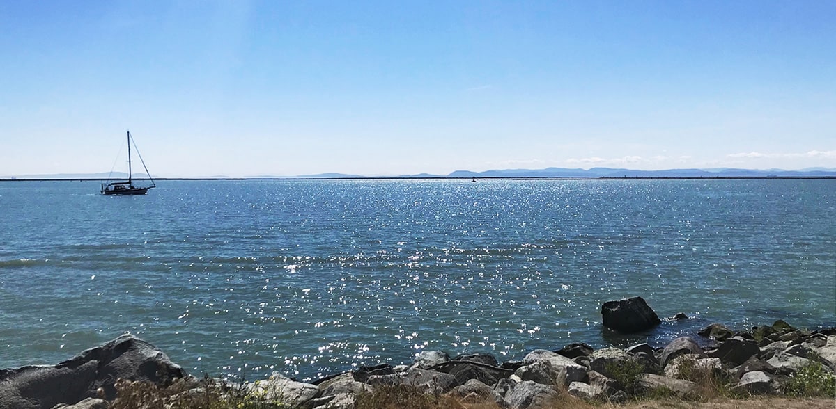 Akemi（あけみ）の地元、カナダ・スティーブストン（Steveston）の海